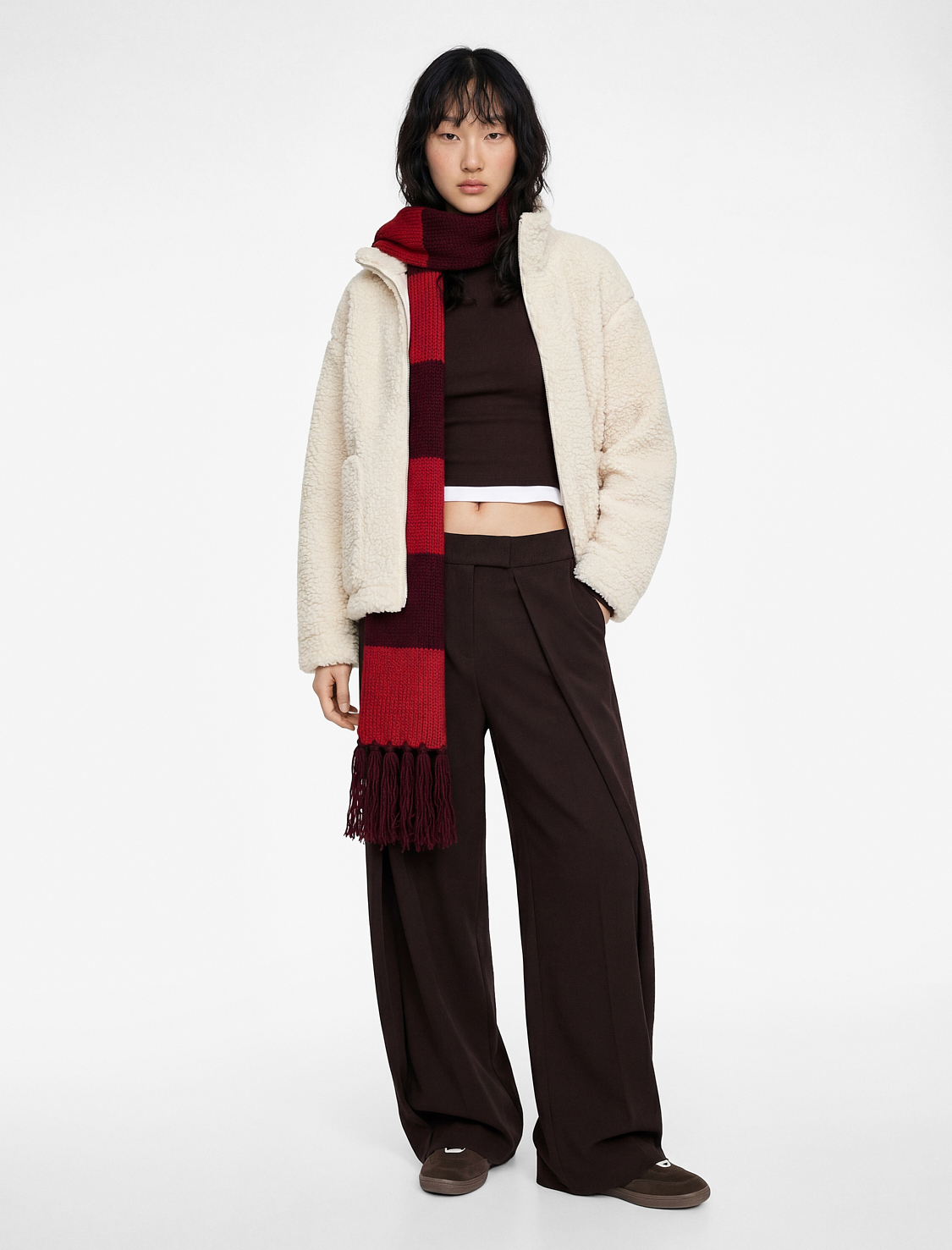   Fermuarlı Dik Yaka Uzun Kollu Peluş Ceket