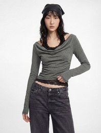 Halter Yaka Dantel Detaylı Slim Fit Uzun Kollu Tişört