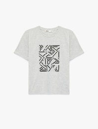 Kısa Kollu Bisiklet Yaka Baskılı Tişört