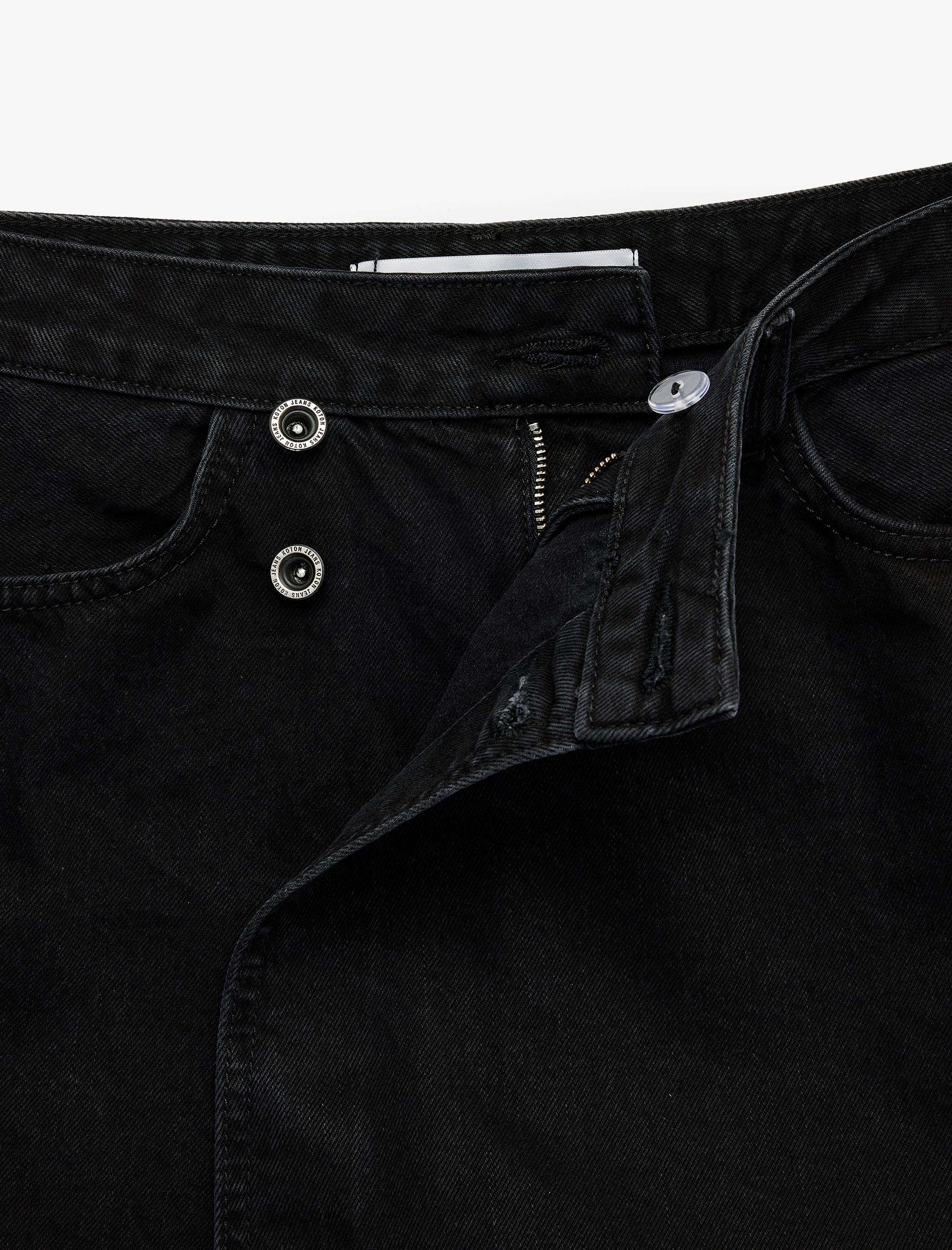   Asimetrik Kesim Düğmeli Rahat Kalıp Pamuklu Denim Mini Şort Etek