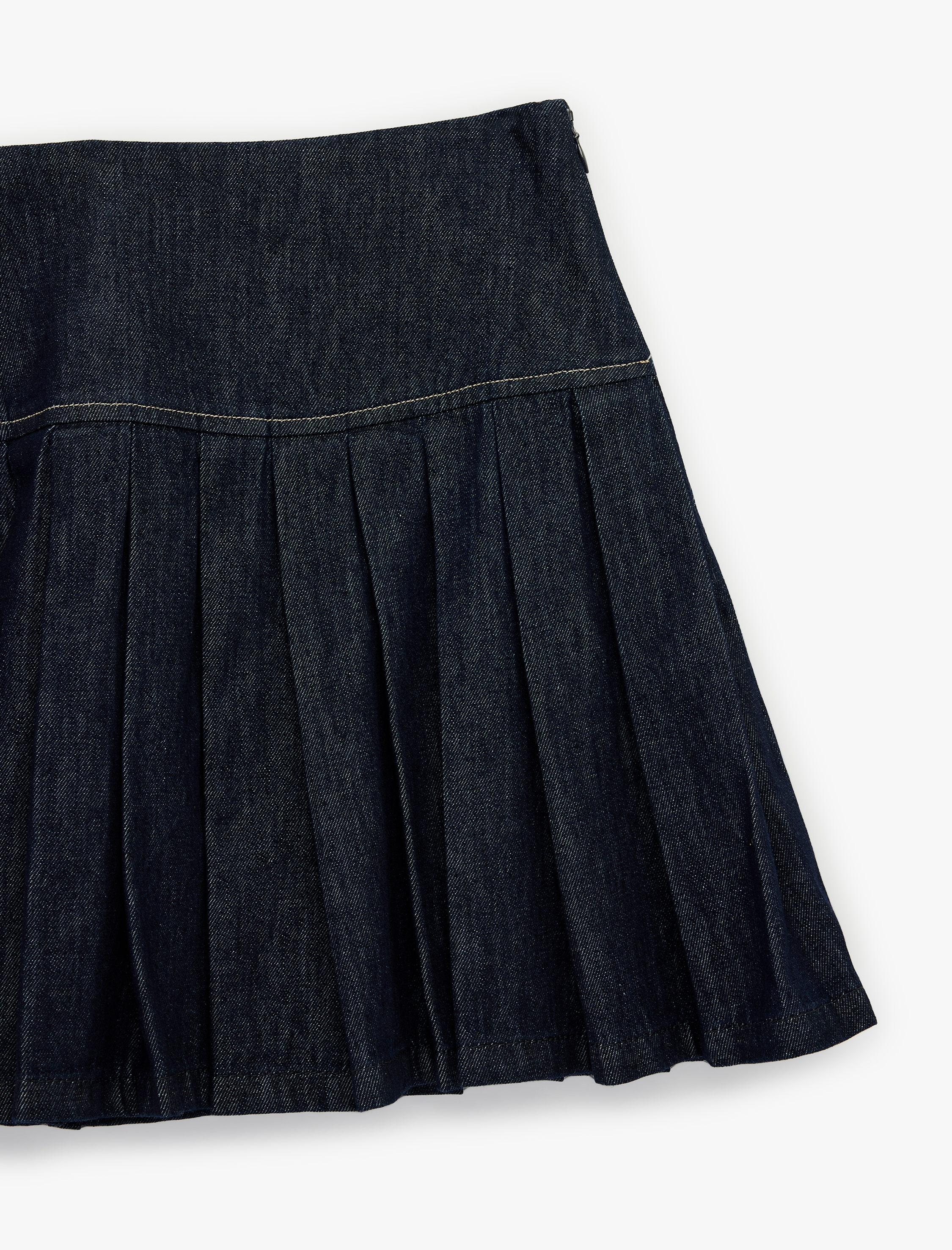   Pamuklu Rahat Kesim Pileli Mini Denim Etek