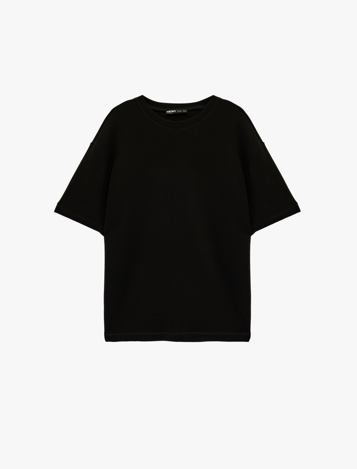  Kısa Kollu Bisiklet Yaka Basic Oversize Tişört