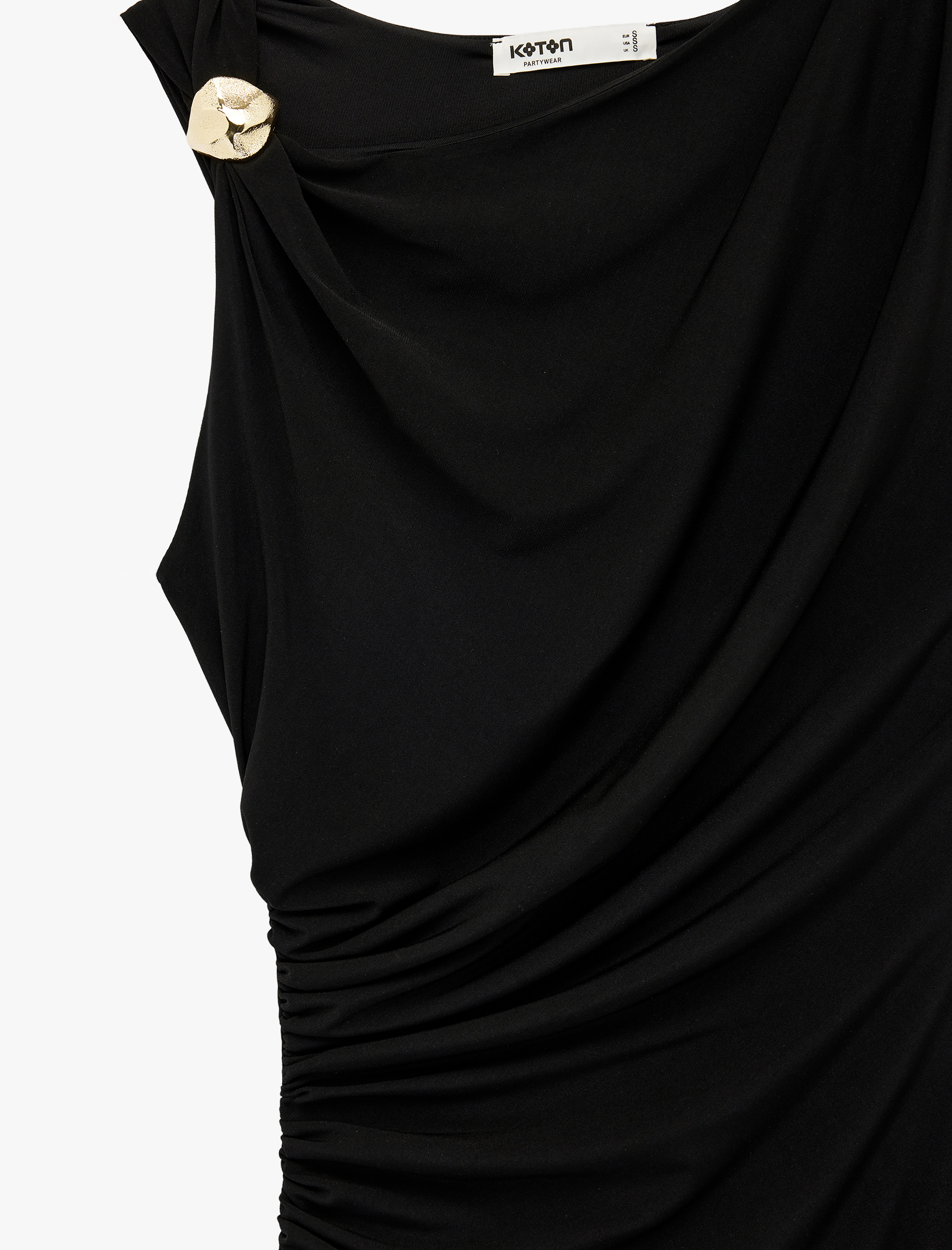   Drapeli Degaje Yaka Kolsuz Metal Aksesuarlı Mini Elbise