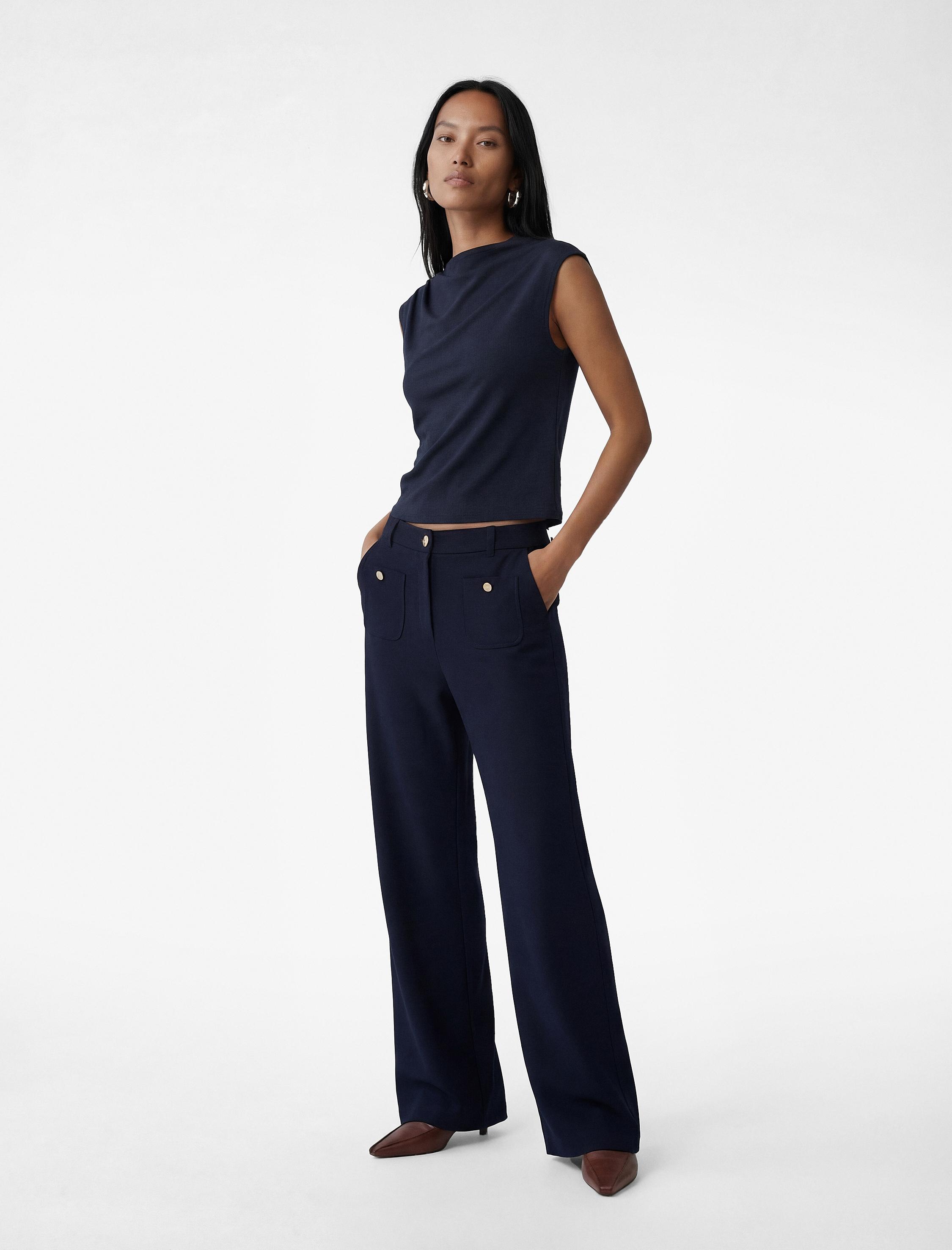   Aplike Cep Detaylı Yüksek Bel Geniş Paça Pantolon