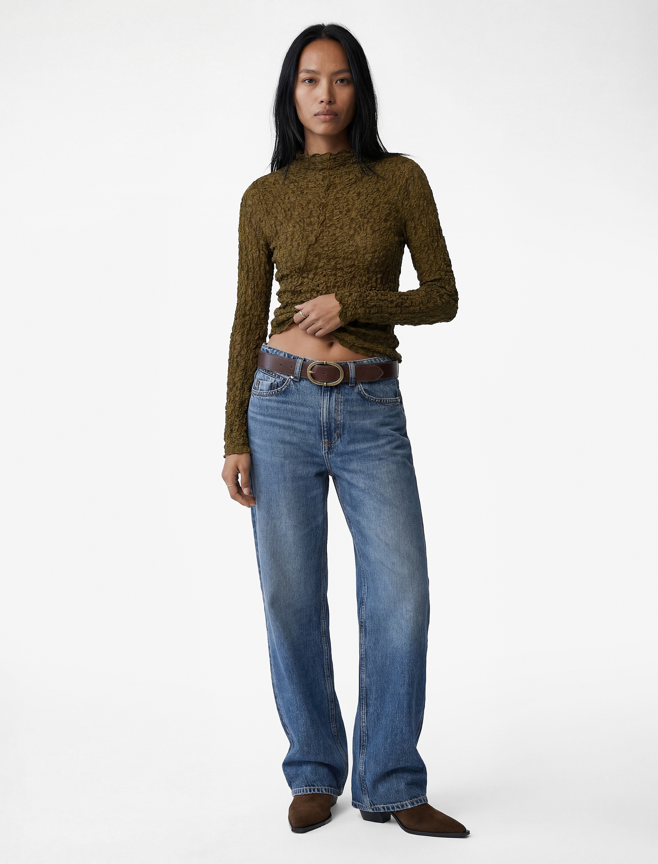   Uzun Kollu Dokulu Dik Yaka Slim Fit Tişört