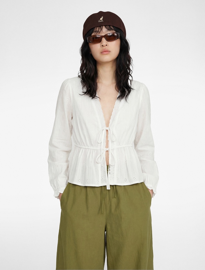  Uzun Kollu V Yaka Fiyonklu Bağlama Detaylı Fisto Bluz