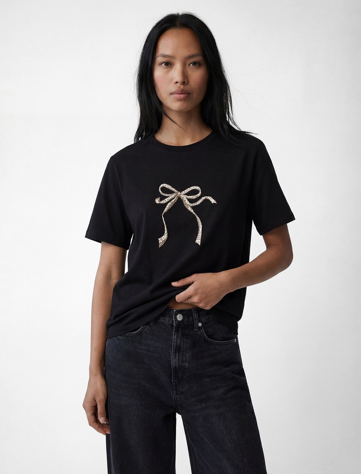  Kısa Kollu Bisiklet Yaka Leopar Desenli Fiyonk Baskılı Tişört