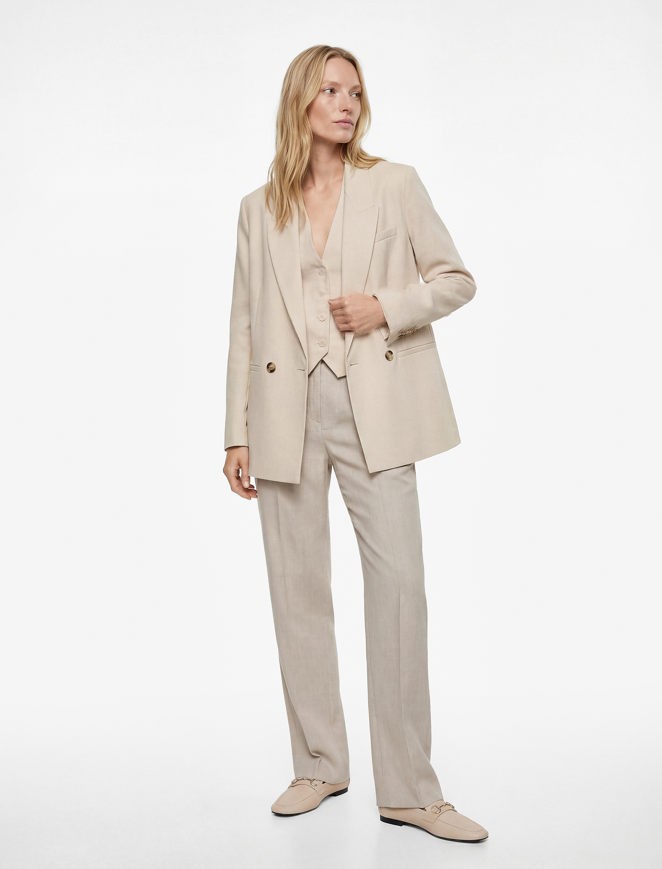   Uzun Kollu Düğmeli Cep Detaylı Kruvaze Yaka Blazer Ceket