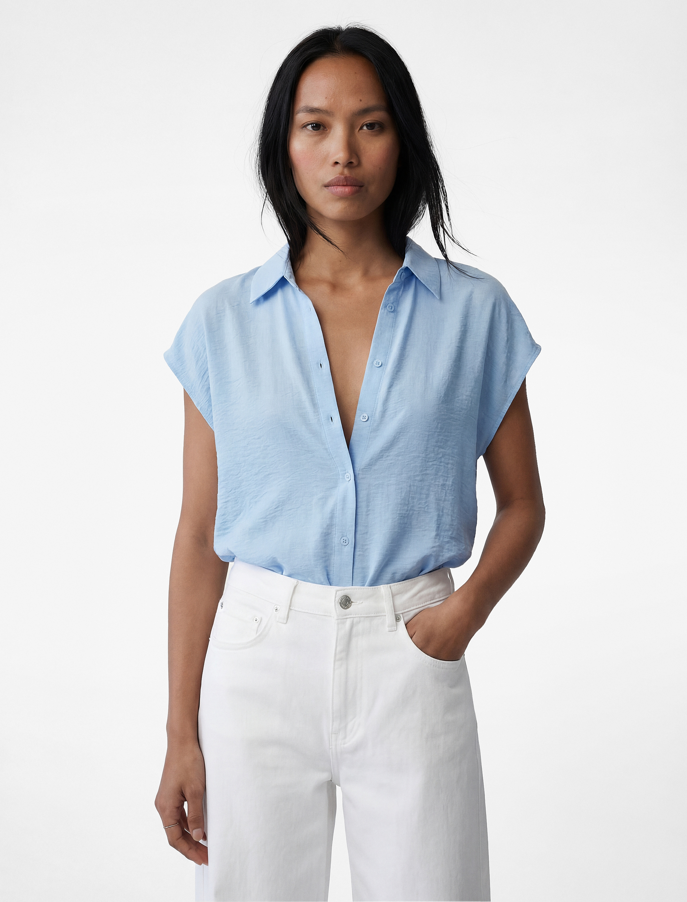   Regular Fit Kap Kol Düğmeli Klasik Yaka Viskon Gömlek