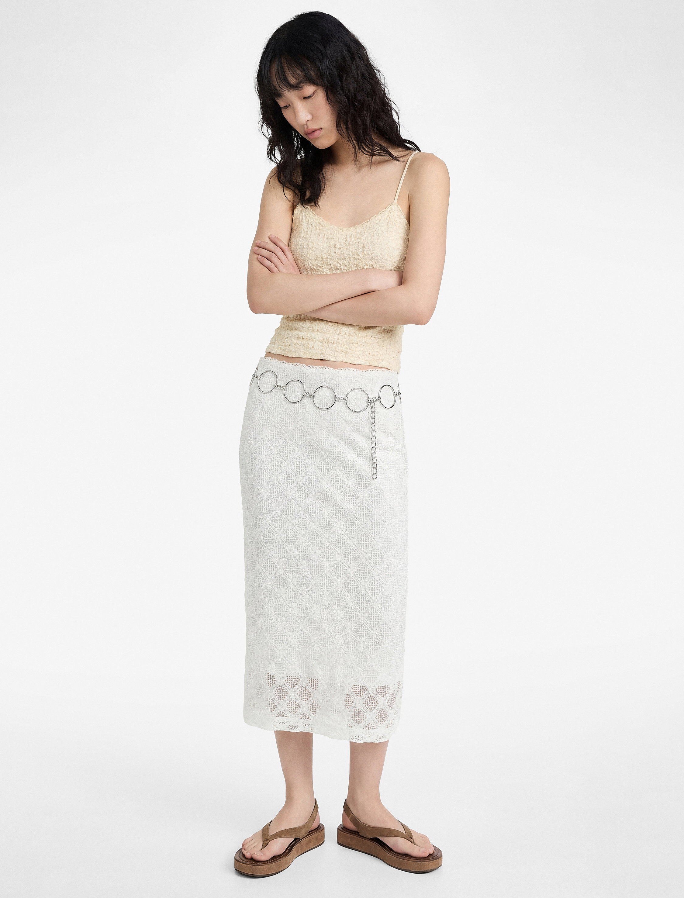   Slim Fit Yüksek Bel Yırtmaçlı Dantel Kalem Etek