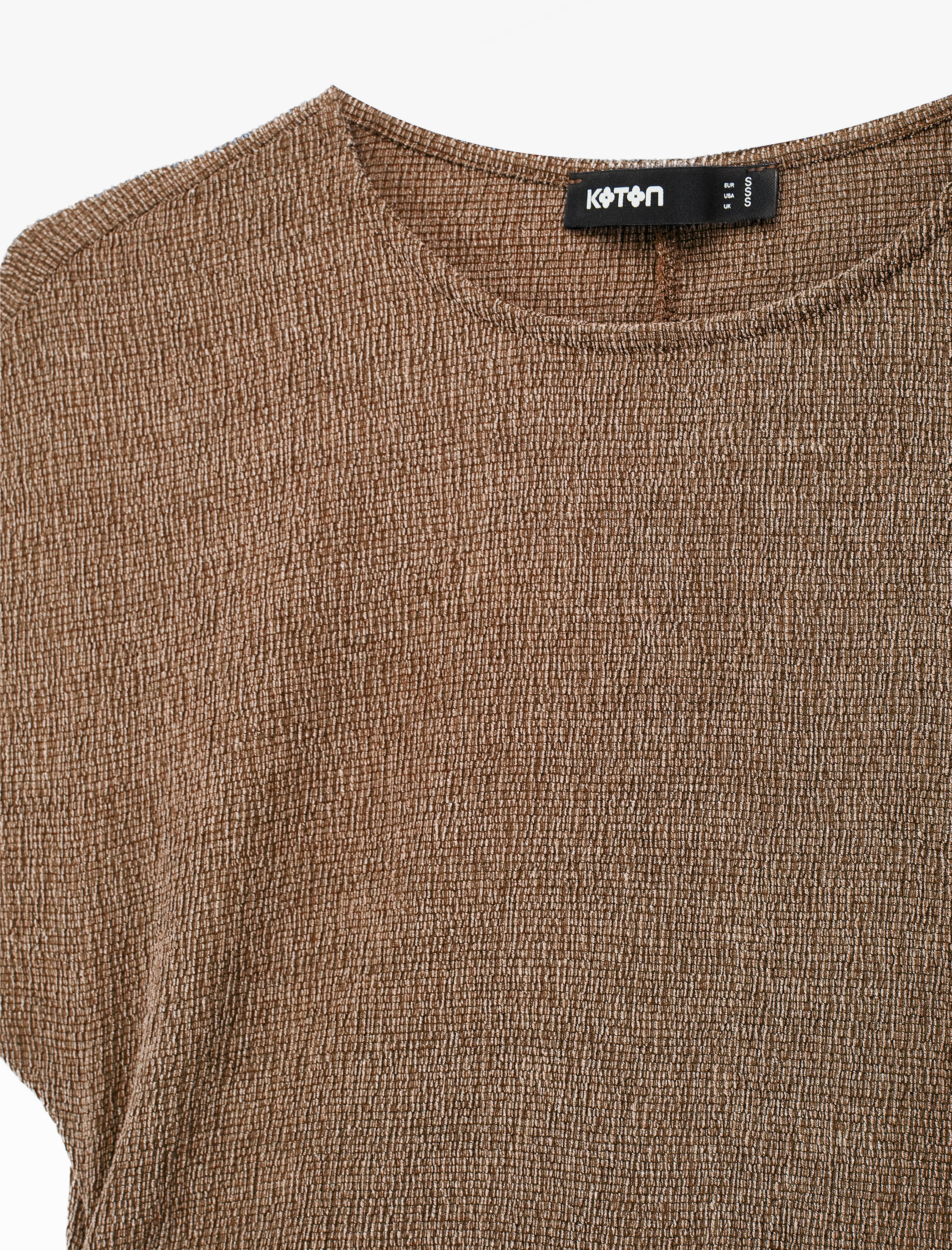   Bürümcük Kumaş Slim Fit Kısa Kollu Bisiklet Yaka Drapeli Dokulu Tişört