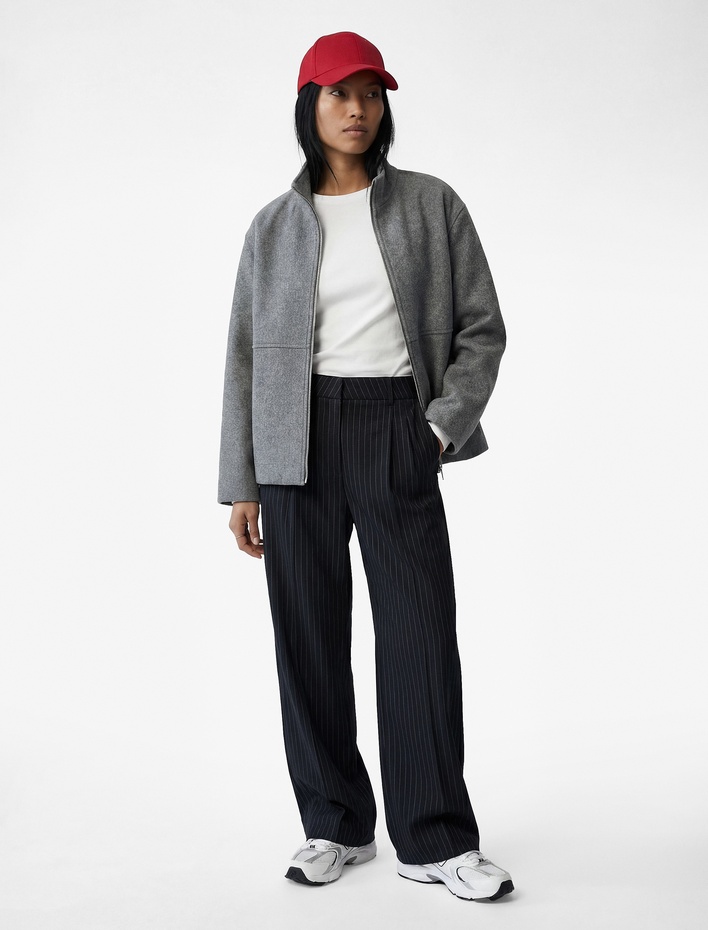  Uzun Kollu Fermuarlı Dik Yaka Kaşe Ceket