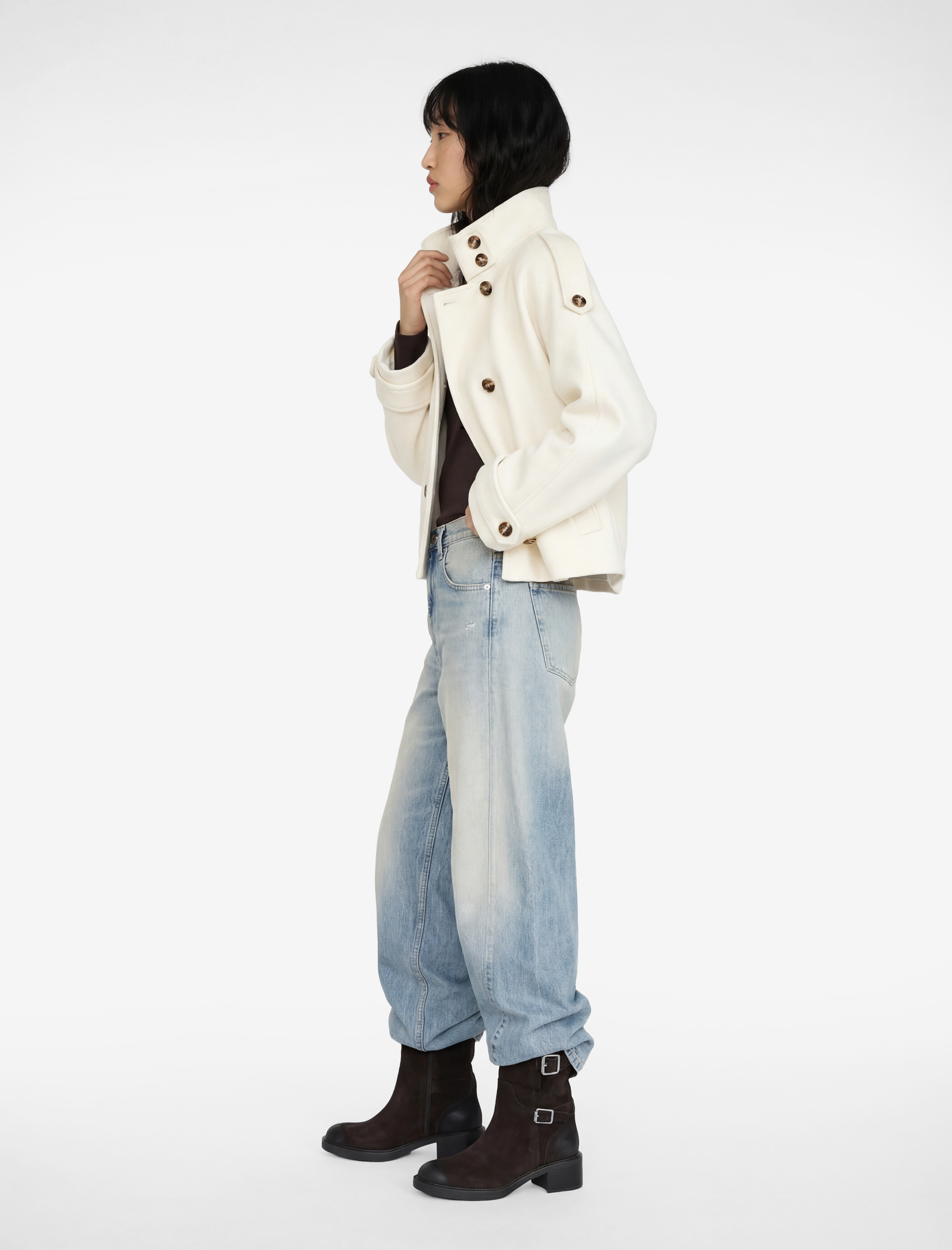   Dik Yaka Uzun Kollu Düğmeli Cep Detaylı Kaşe Ceket