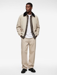 Regular Fit Uzun Kollu Cepli Kontrast Yaka Fermuarlı Kaşe Ceket