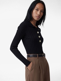 Uzun Kollu Büyük Düğme Detaylı Polo Yaka Triko Kazak