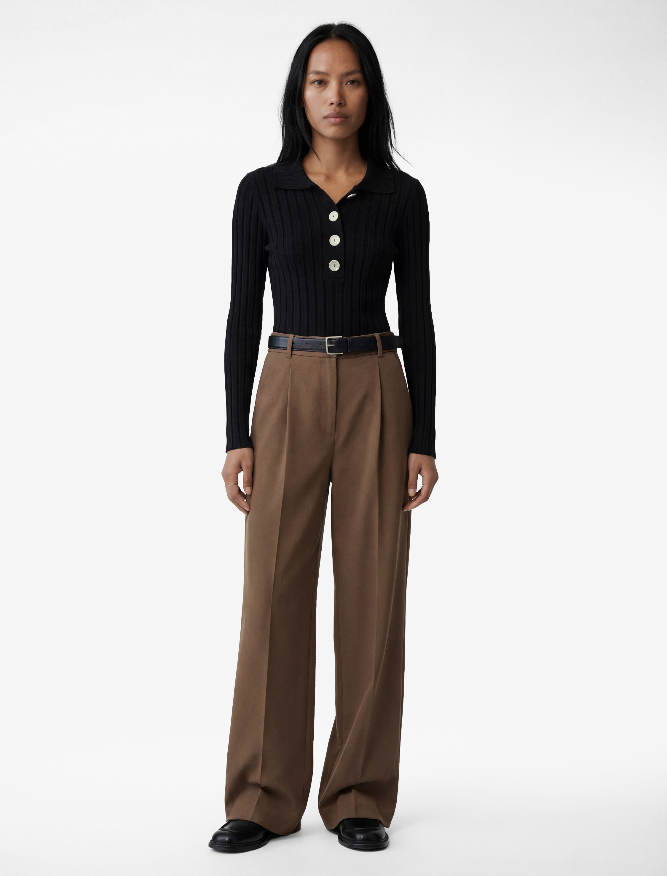   Uzun Kollu Büyük Düğme Detaylı Polo Yaka Triko Kazak