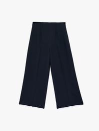 Culotte Fit Kısa Geniş Paça Kumaş Pantolon