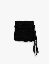 Slim Fit Bağlama Detaylı Mini Dantel Etek