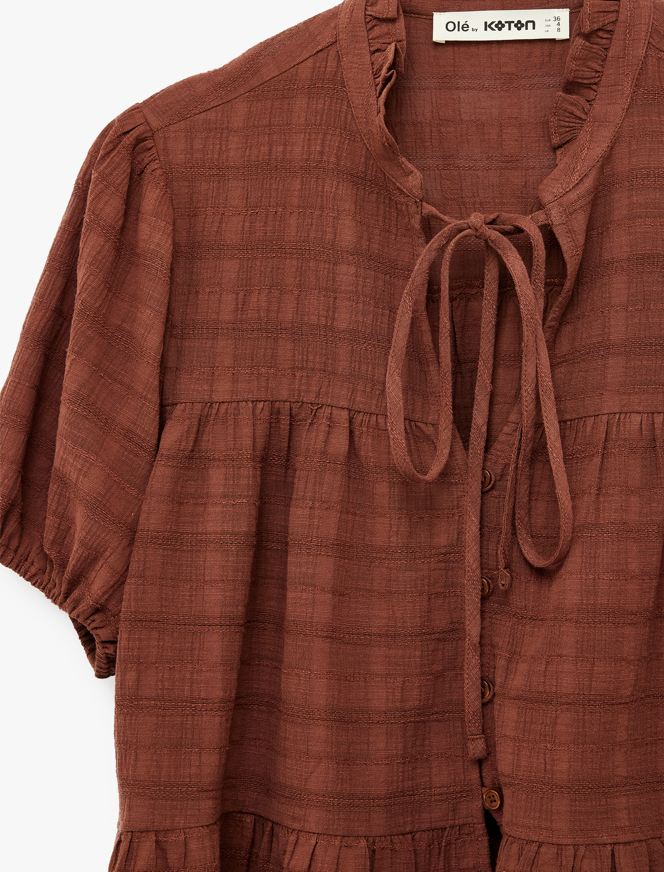   Pamuklu Düğmeli Bağlamalı Yaka Kısa Balon Kol Bluz