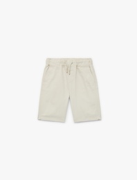 Beli Bağcıklı Cep Detaylı Pamuklu Basic Şort