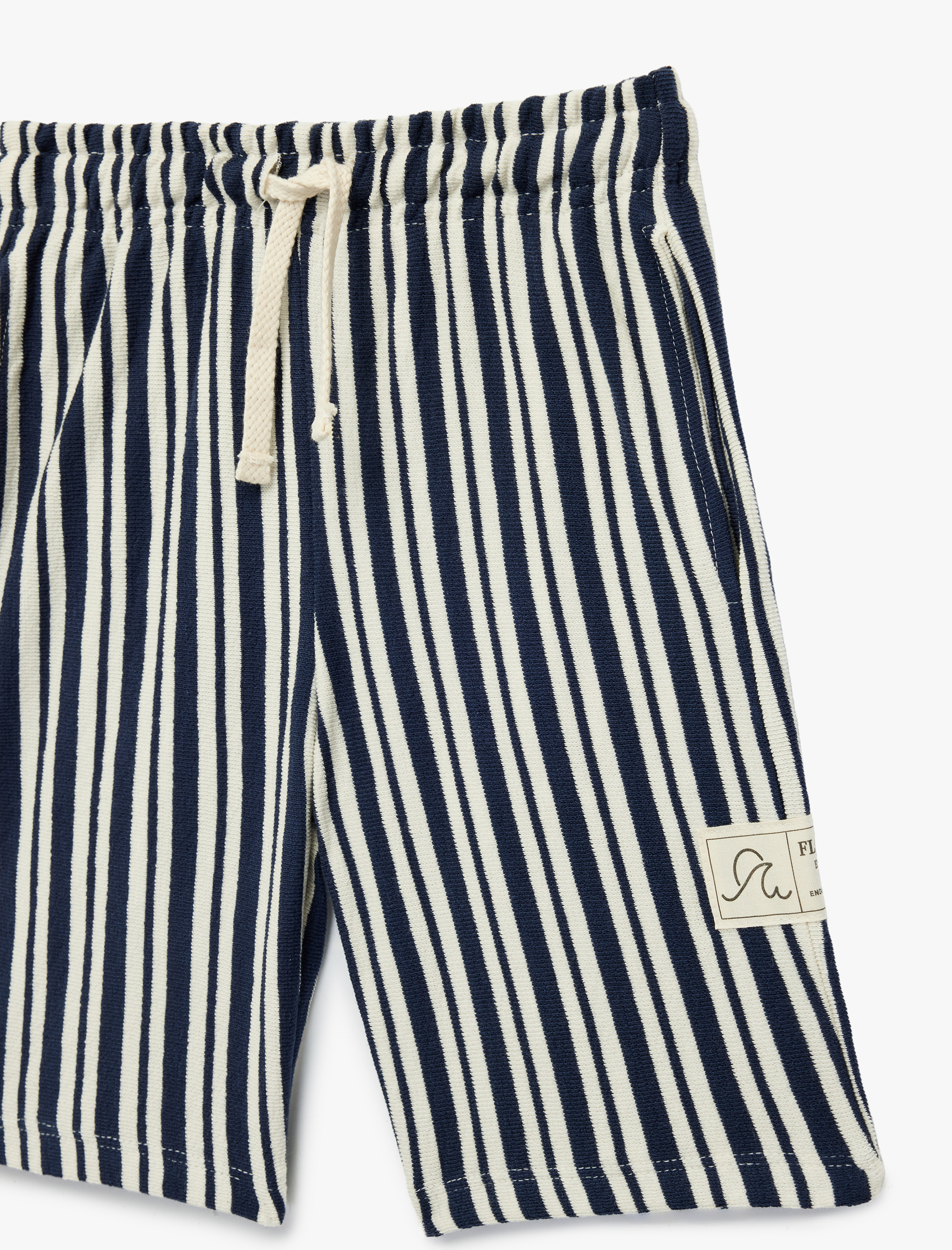  Erkek Çocuk Pamuklu Beli Bağlamalı Lastikli Cepli Çizgili Bermuda Şort