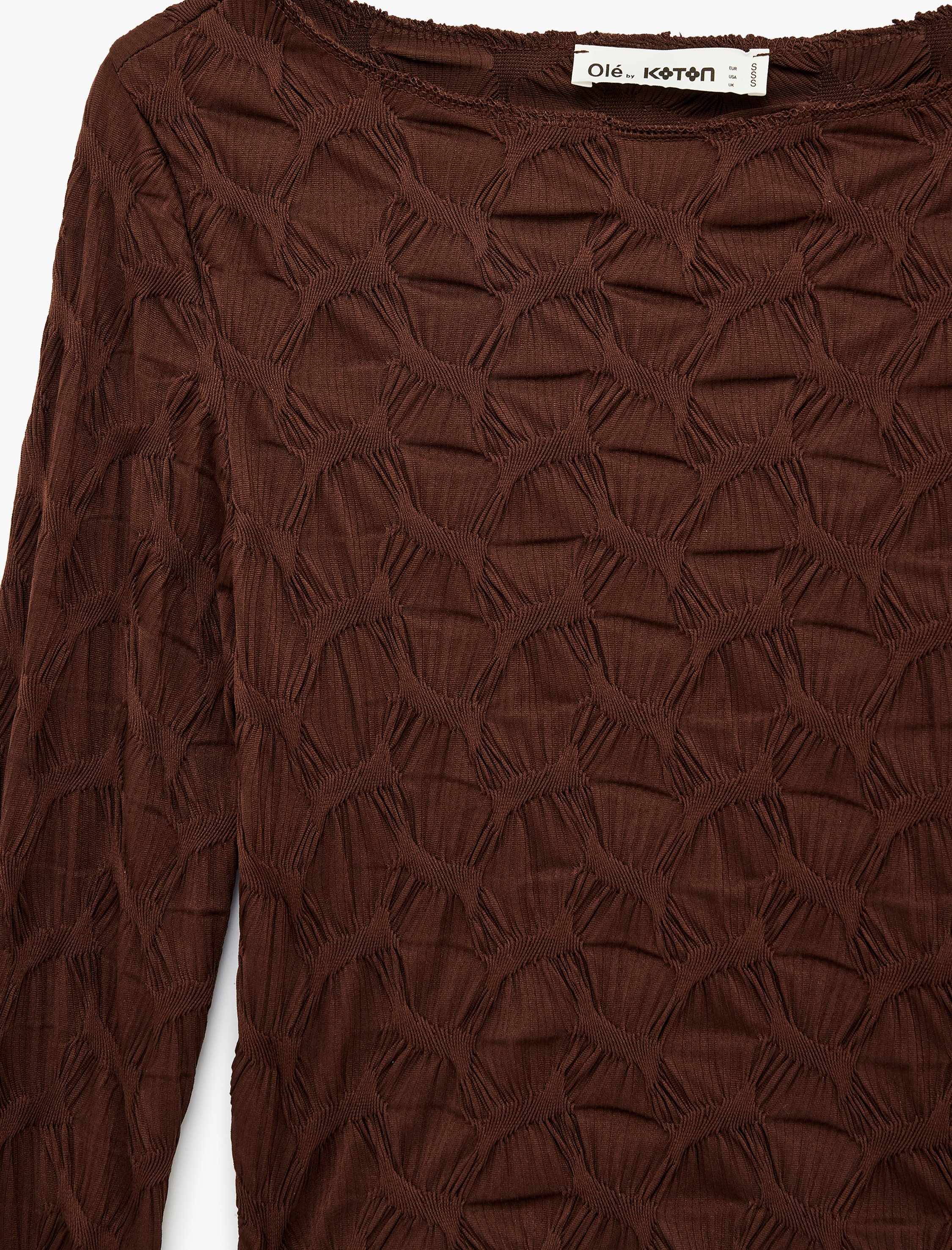   Bürümcük Kayık Yaka Omzu Açık Uzun Kollu Tişört