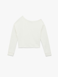 Basic Asimetrik Yaka Uzun Kollu Tişört