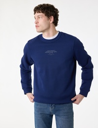 Regular Fit Uzun Kollu Bisiklet Yaka Baskılı Sweatshirt