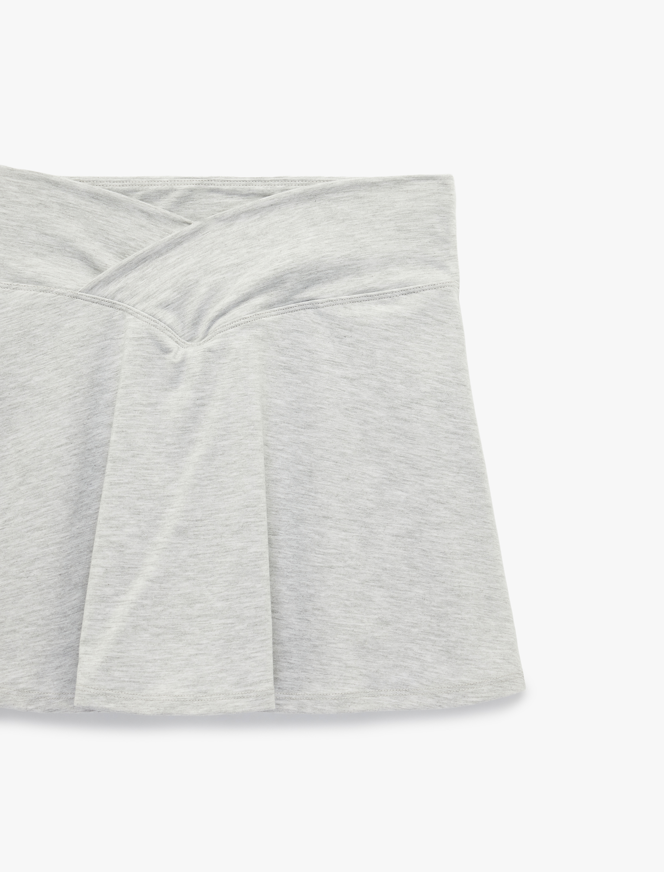   Rahat Kalıp Kemer Detaylı Mini Spor Şort Etek