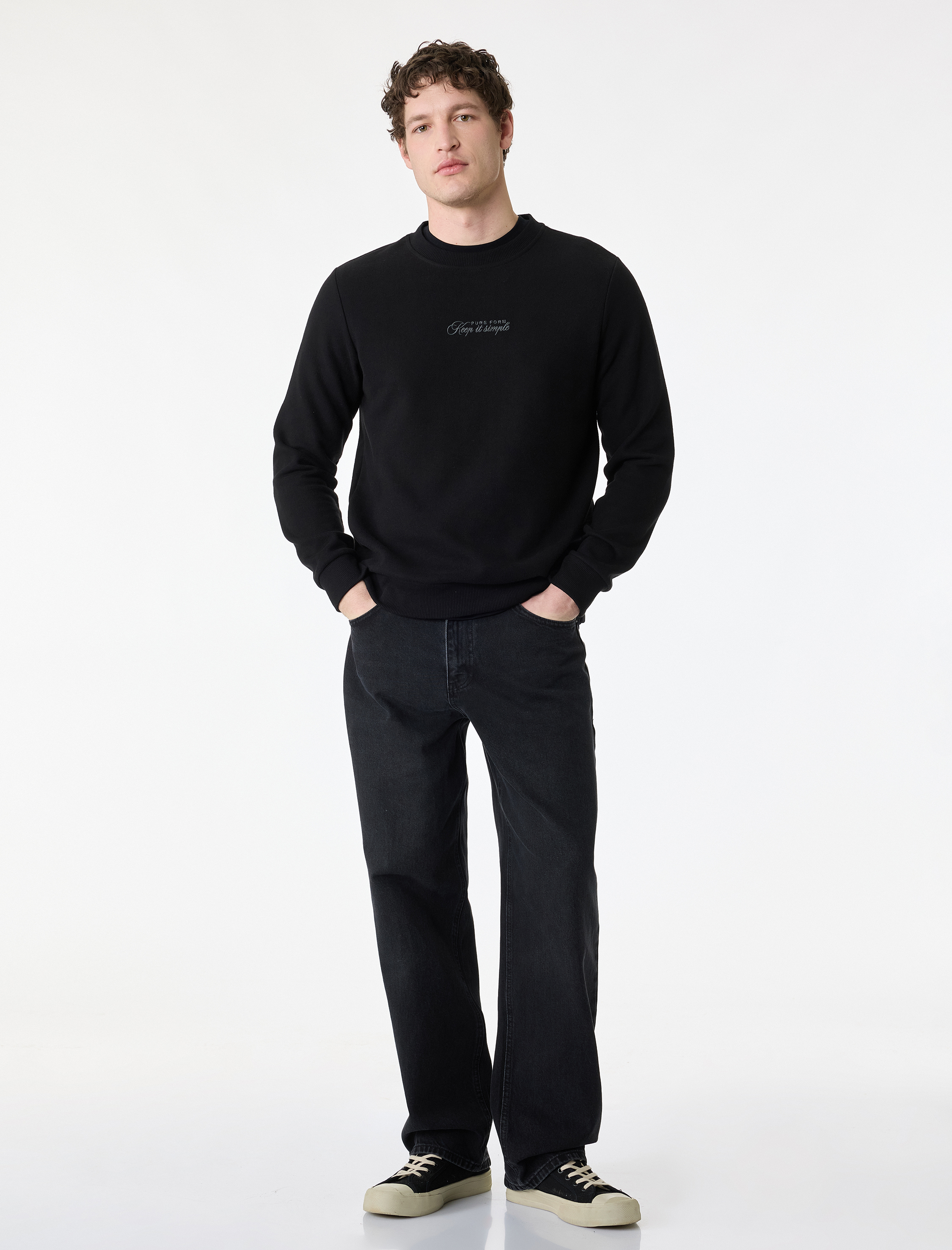   Regular Fit Uzun Kollu Baskılı Bisiklet Yaka Sweatshirt