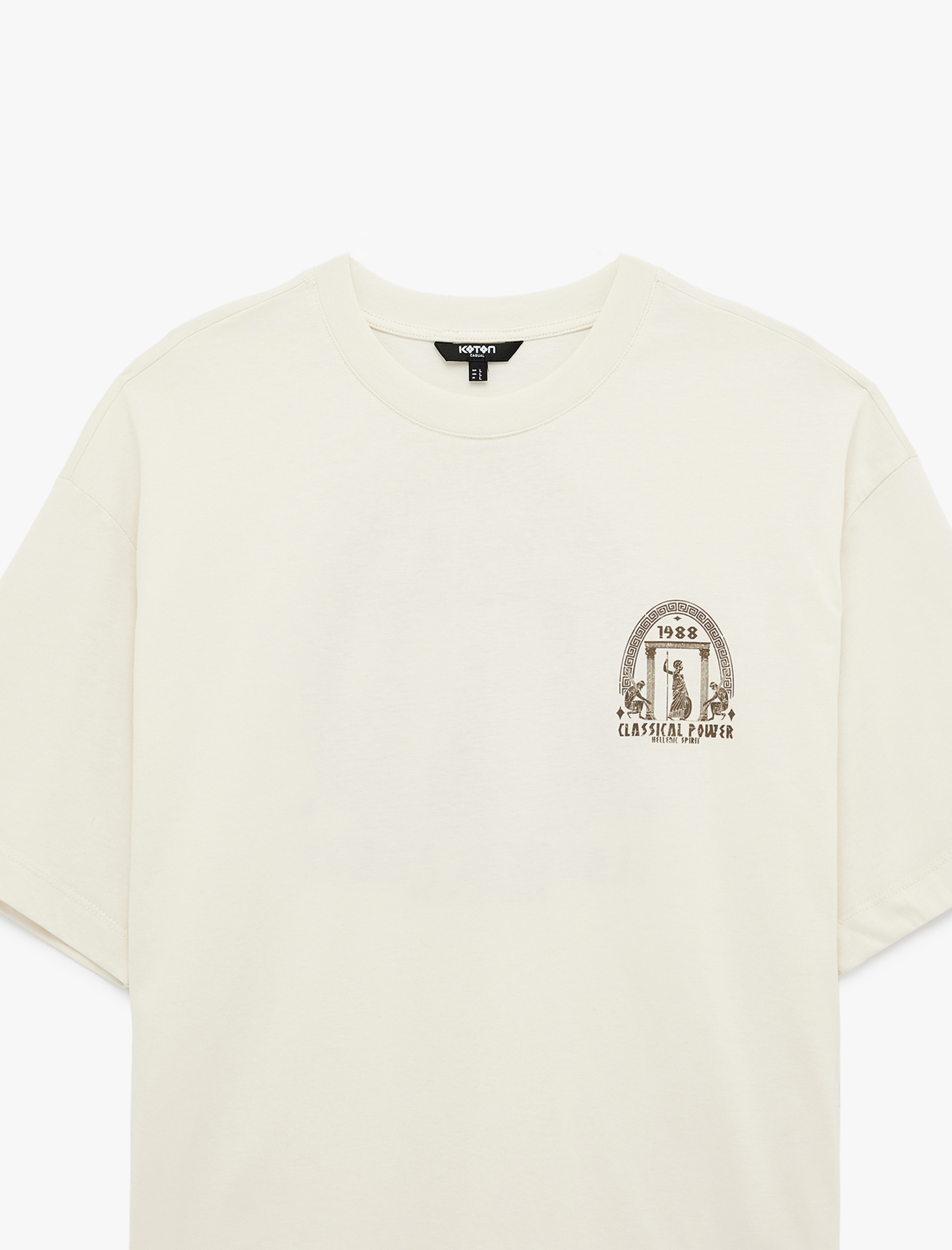   Rahat Kalıp Kısa Kollu Pamuklu Bisiklet Yaka Arkası Baskılı Tişört