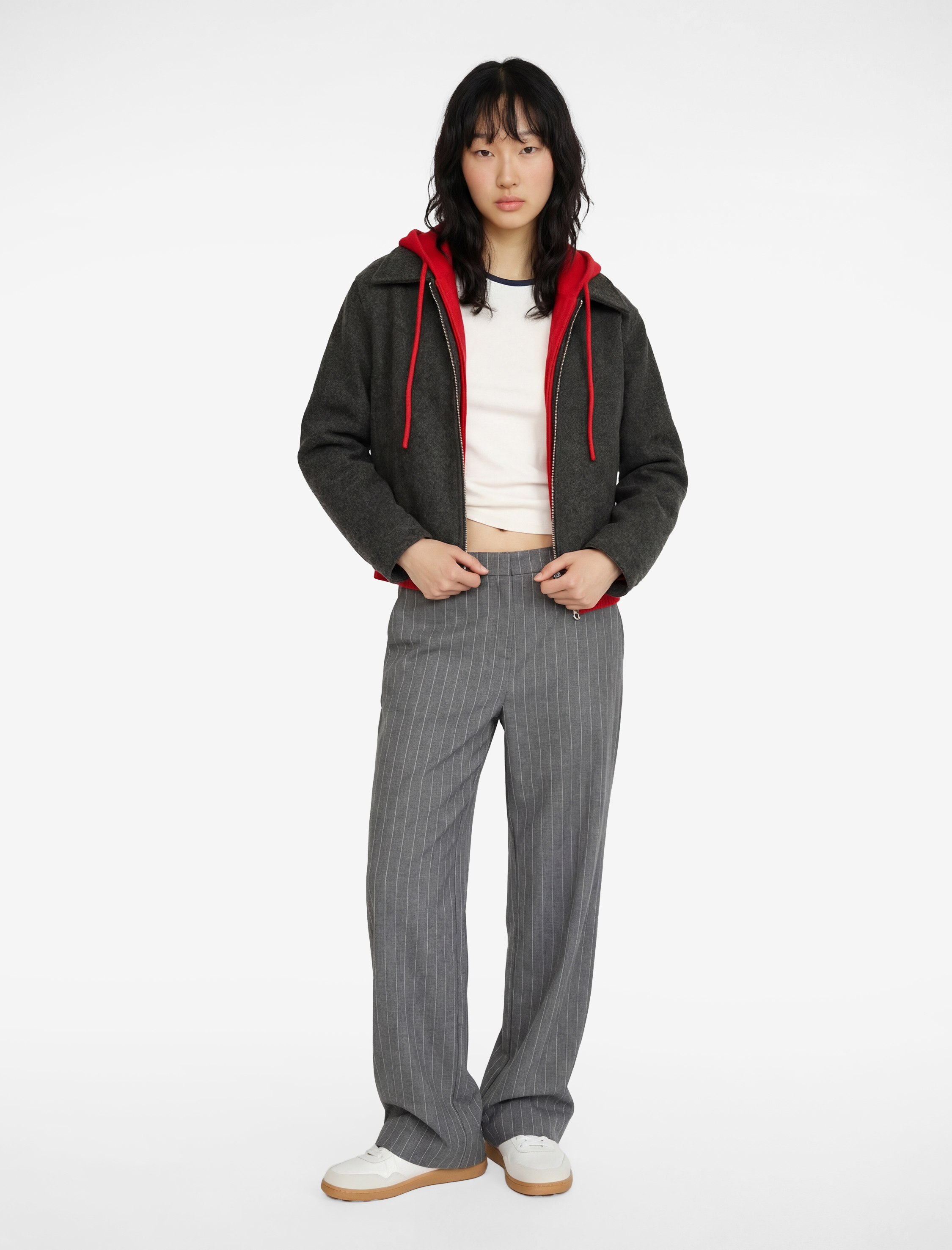   Uzun Kollu Fermuarlı Klasik Yaka Cep Detaylı Ceket