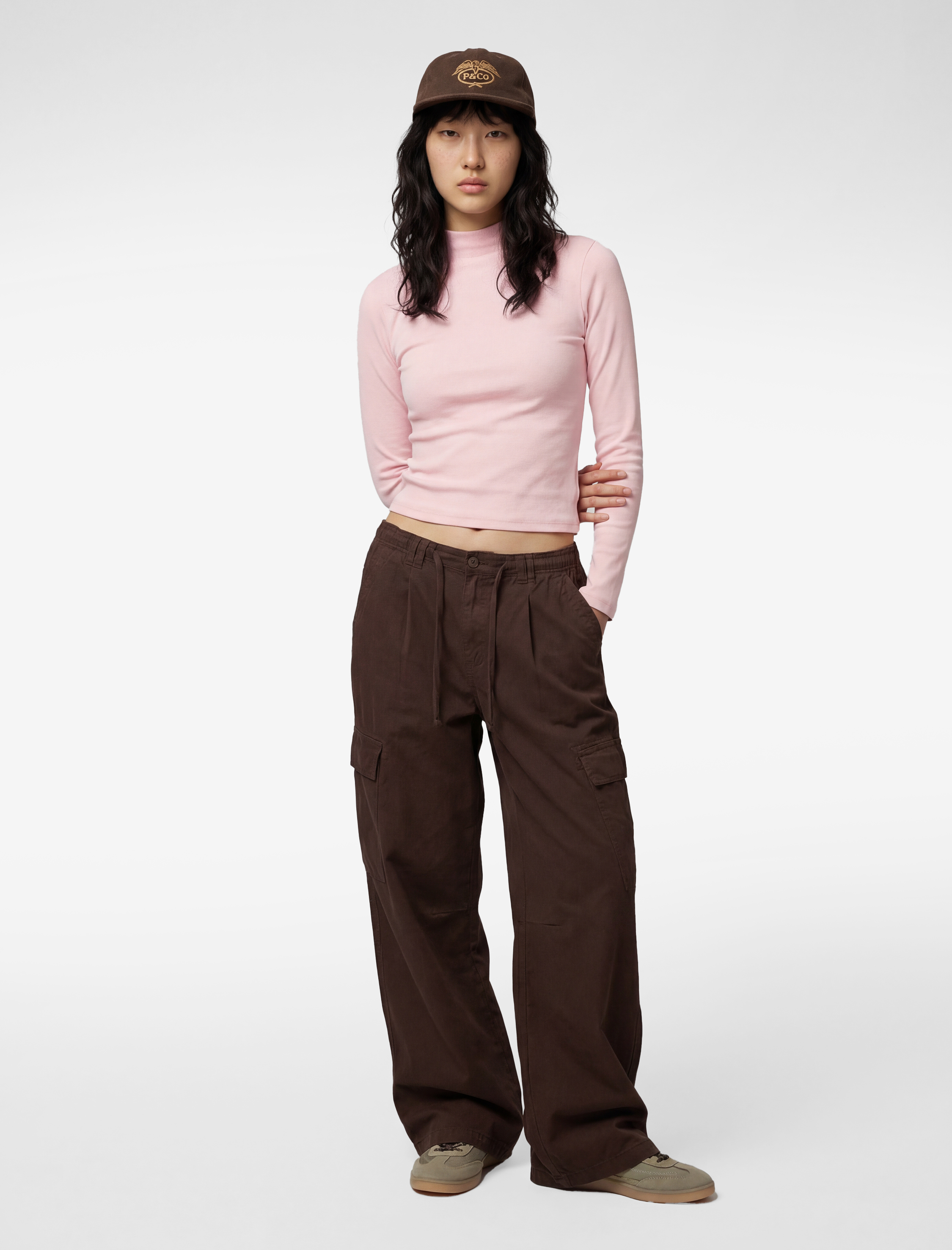   Dik Yaka Slim Fit Uzun Kollu Tişört