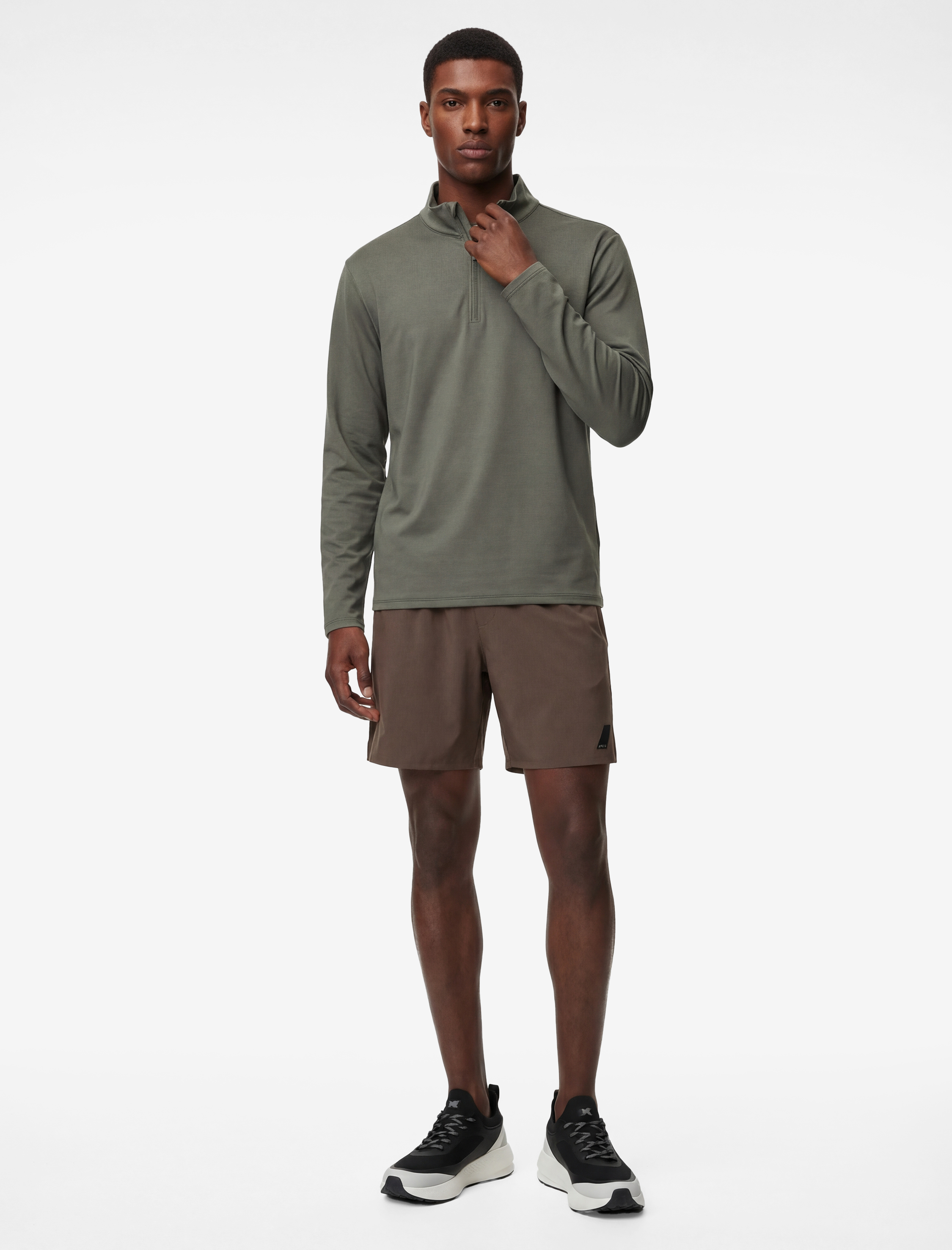   Uzun Kollu Yarım Fermuarlı Dik Yaka Spor Sweatshirt