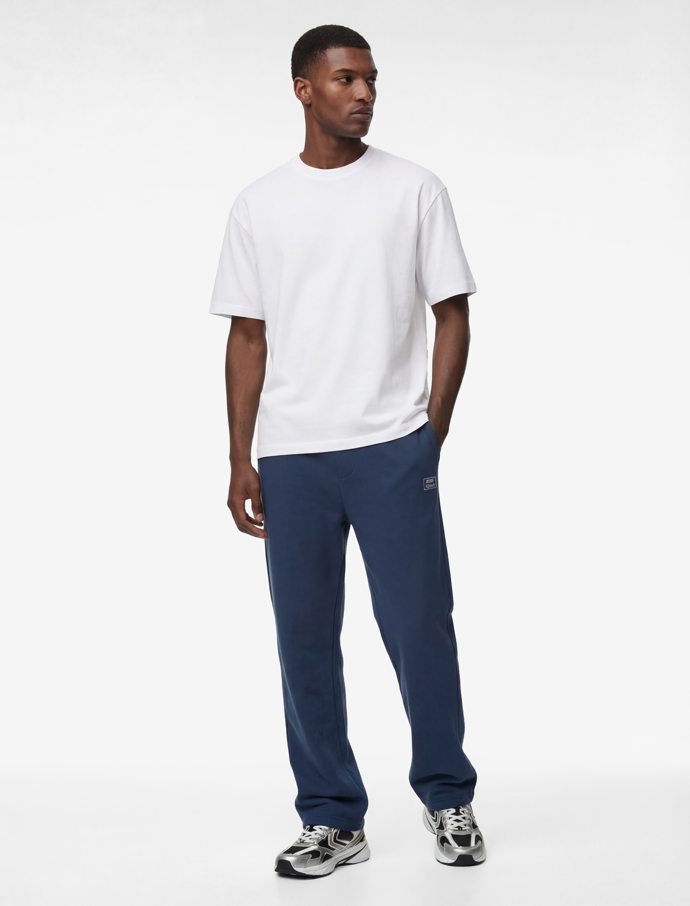   Rahat Kalıp Baskı Detaylı Şardonlu Beli Lastikli Geniş Paça Spor Eşofman Altı