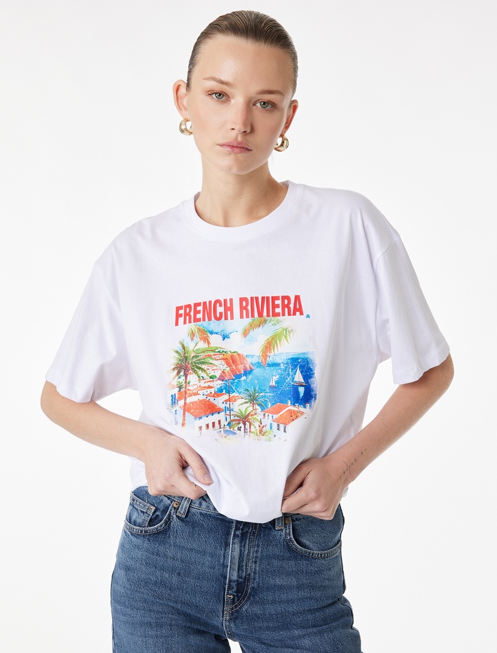  Pamuklu Kısa Kollu Bisiklet Yaka Baskılı Tişört