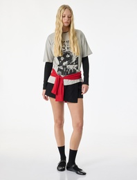 Rahat Kalıp Kısa Kollu Bisiklet Yaka Pamuklu Baskılı Tişört