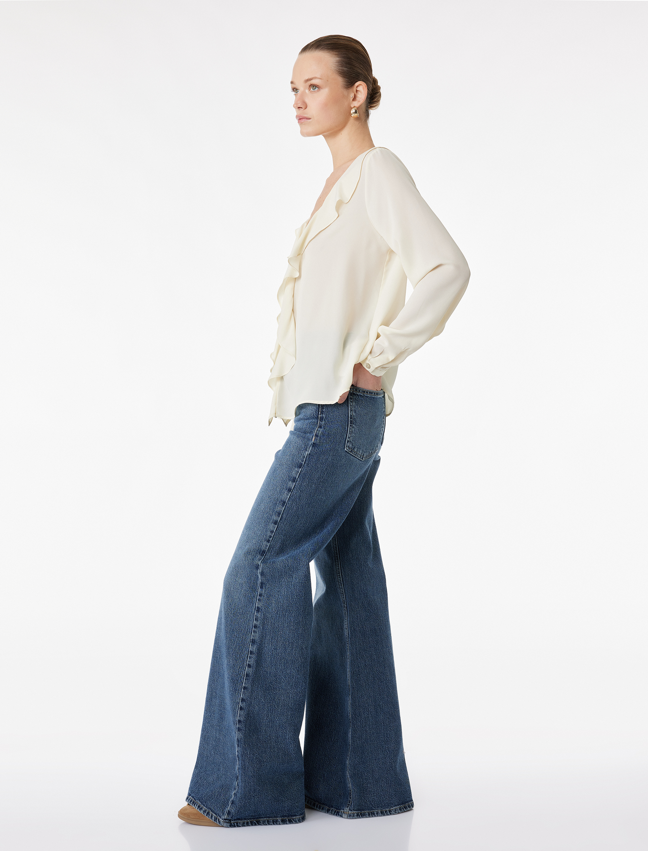   Düğmeli Cepli Normal Bel Pamuklu Rahat Kalıp İspanyol Paça Denim Pantolon