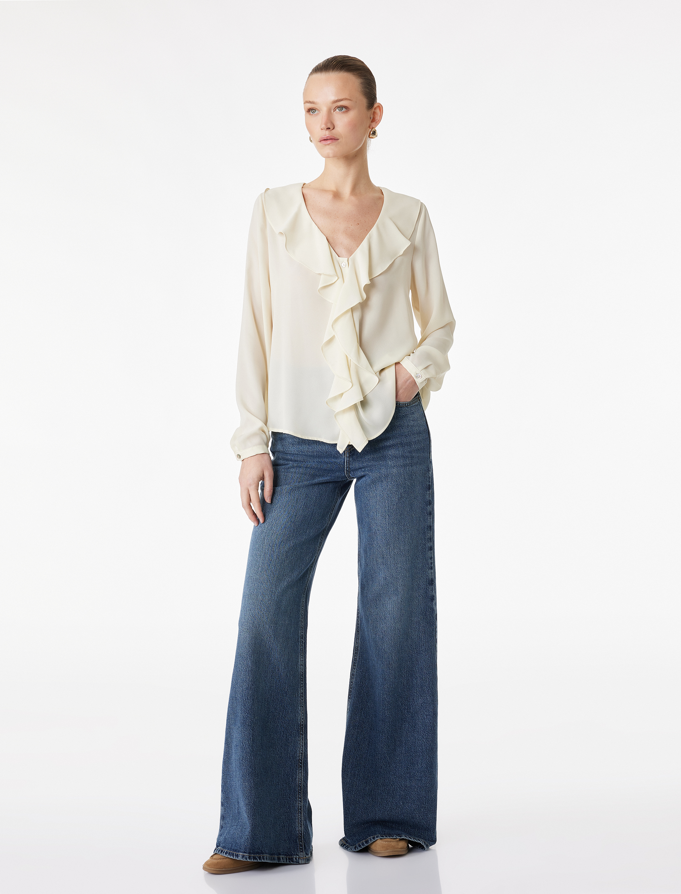   Düğmeli Cepli Normal Bel Pamuklu Rahat Kalıp İspanyol Paça Denim Pantolon