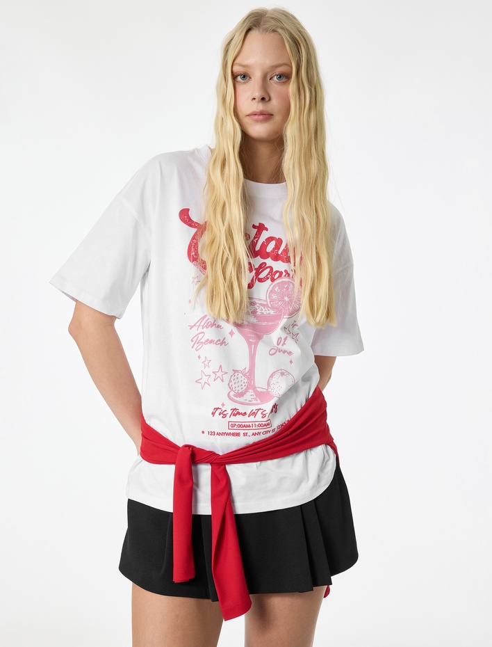  Rahat Kalıp Kısa Kollu Bisiklet Yaka Baskılı Tişört