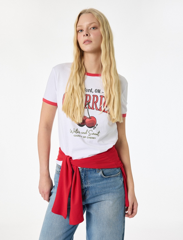  Kısa Kollu Bisiklet Yaka Kiraz Baskılı Pamuklu Tişört