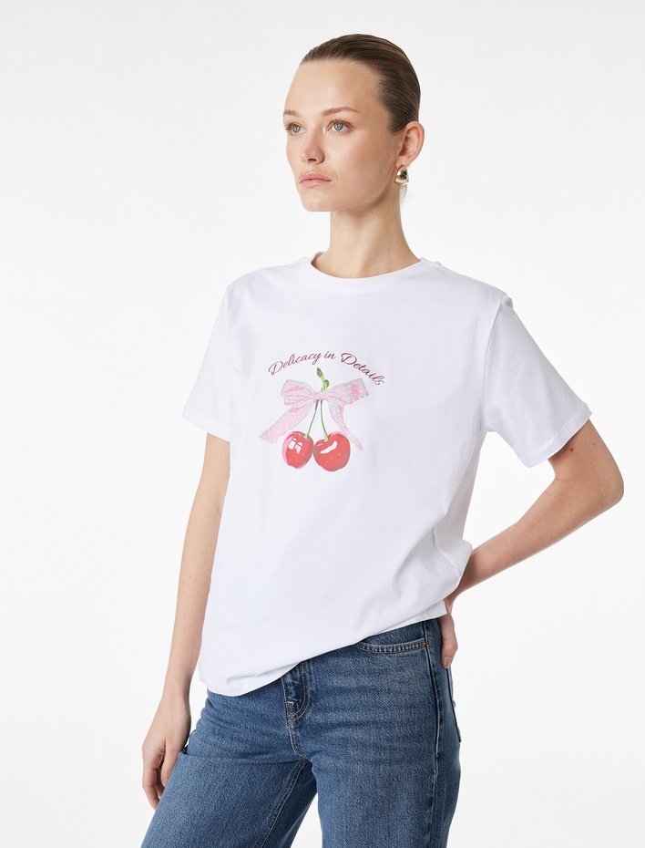 Pamuklu Kısa Kollu Bisiklet Yaka Fiyonk ve Kiraz Baskılı Tişört