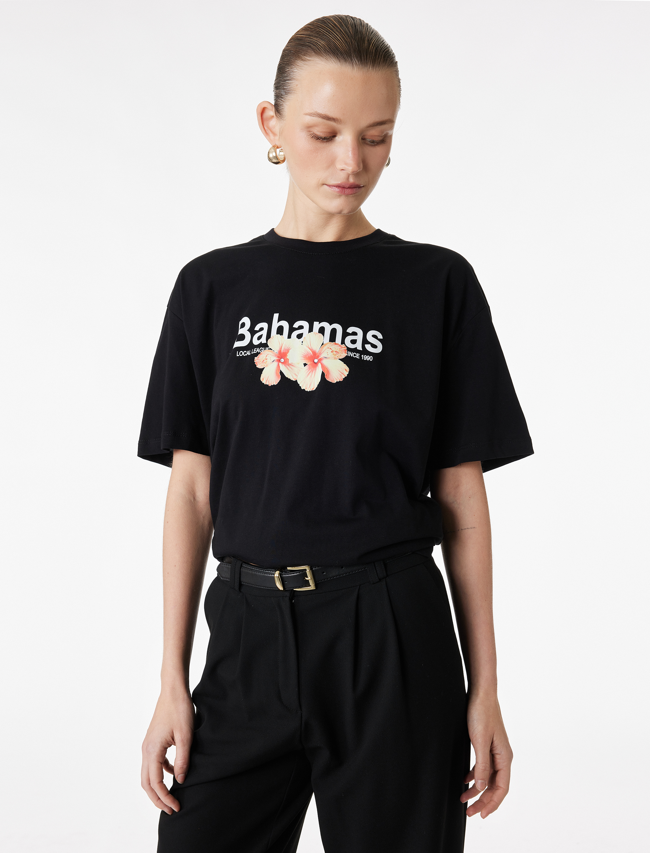   Pamuklu Kısa Kollu Bisiklet Yaka Çiçek Baskılı Oversize Tişört