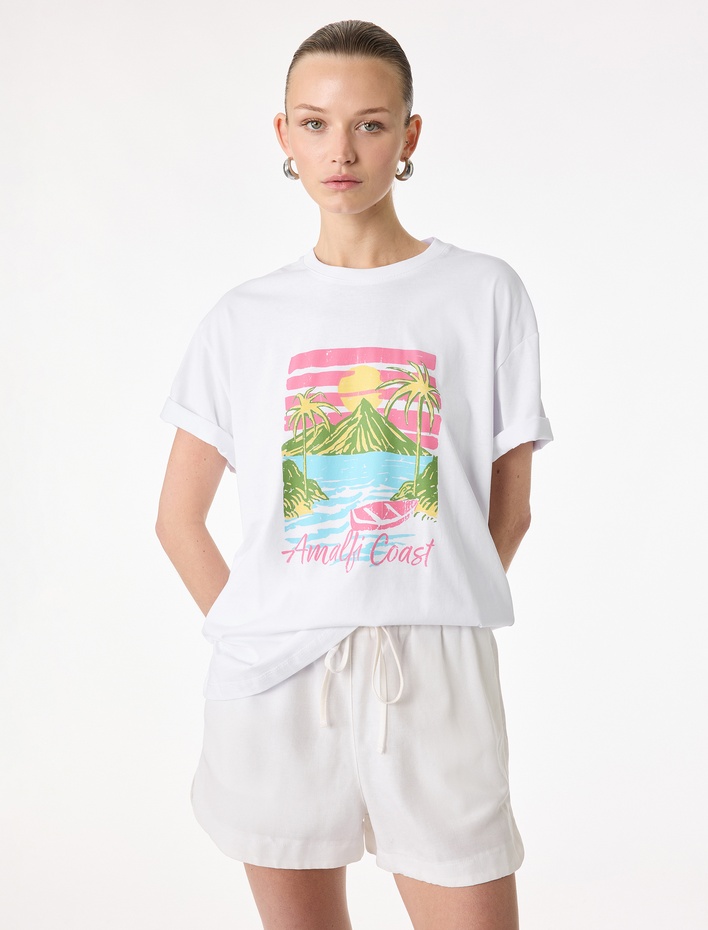  Pamuklu Kısa Kollu Bisiklet Yaka Amalfi Baskılı Tişört