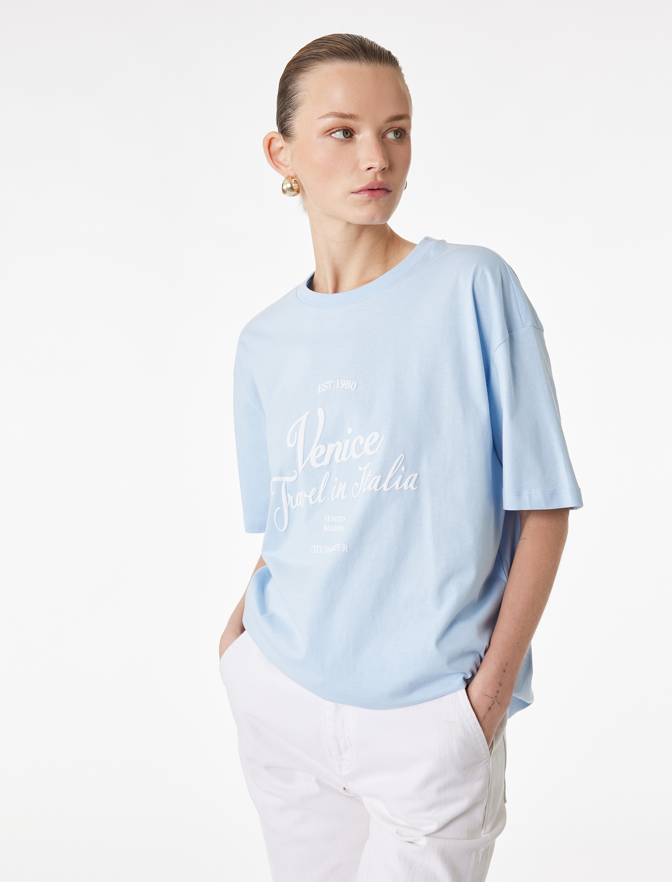   Kısa Kollu Bisiklet Yaka Baskılı Oversize Tişört