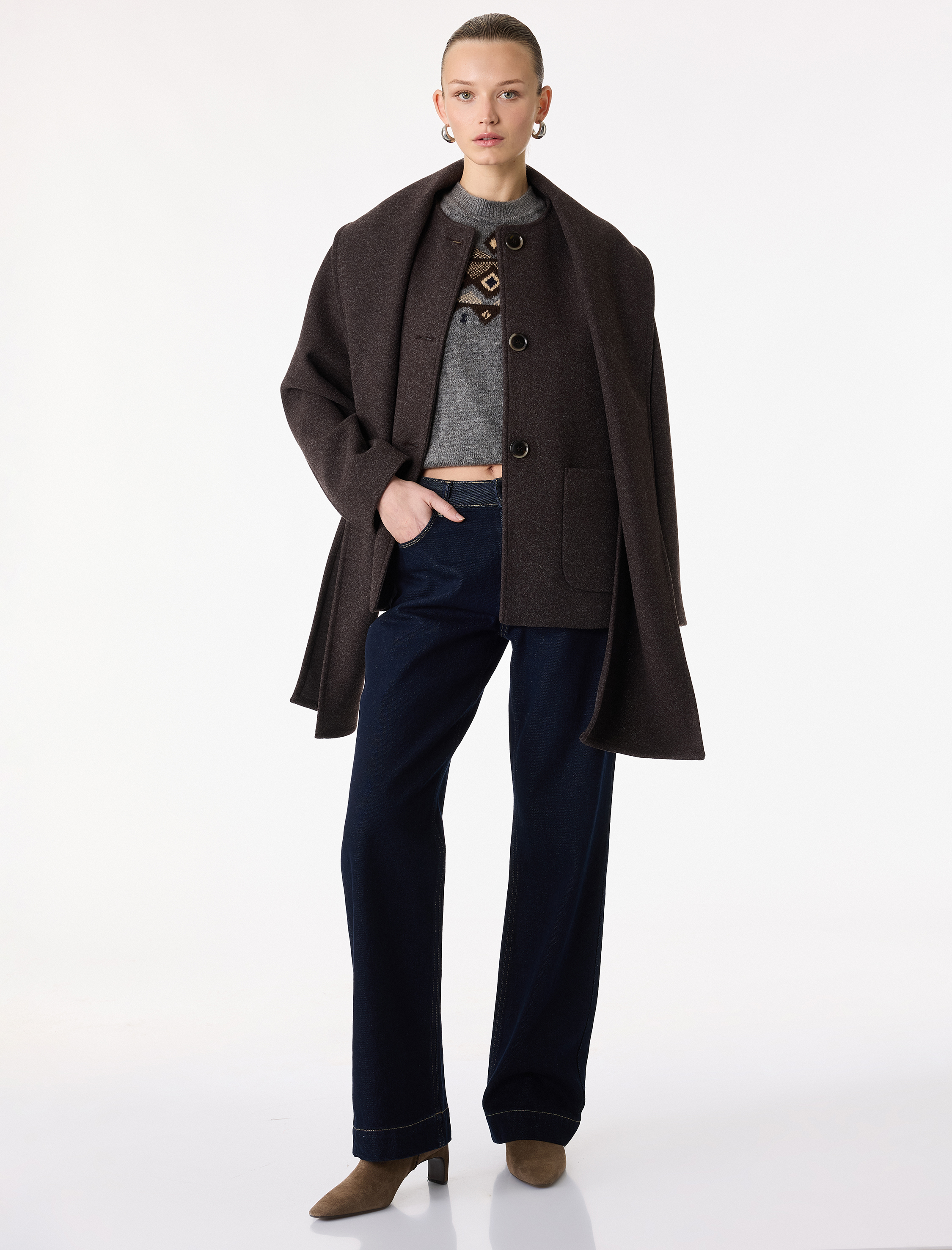   Düğmeli Uzun Kollu Cepli Atkılı Kaşe Kaban