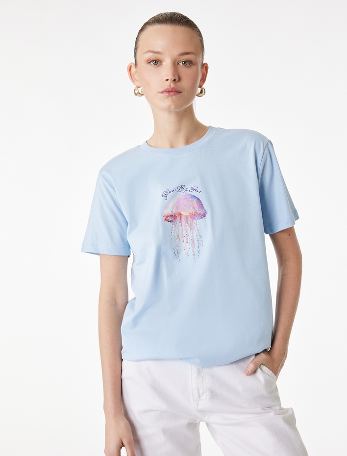  Pamuklu Kısa Kollu Bisiklet Yaka Baskılı Tişört