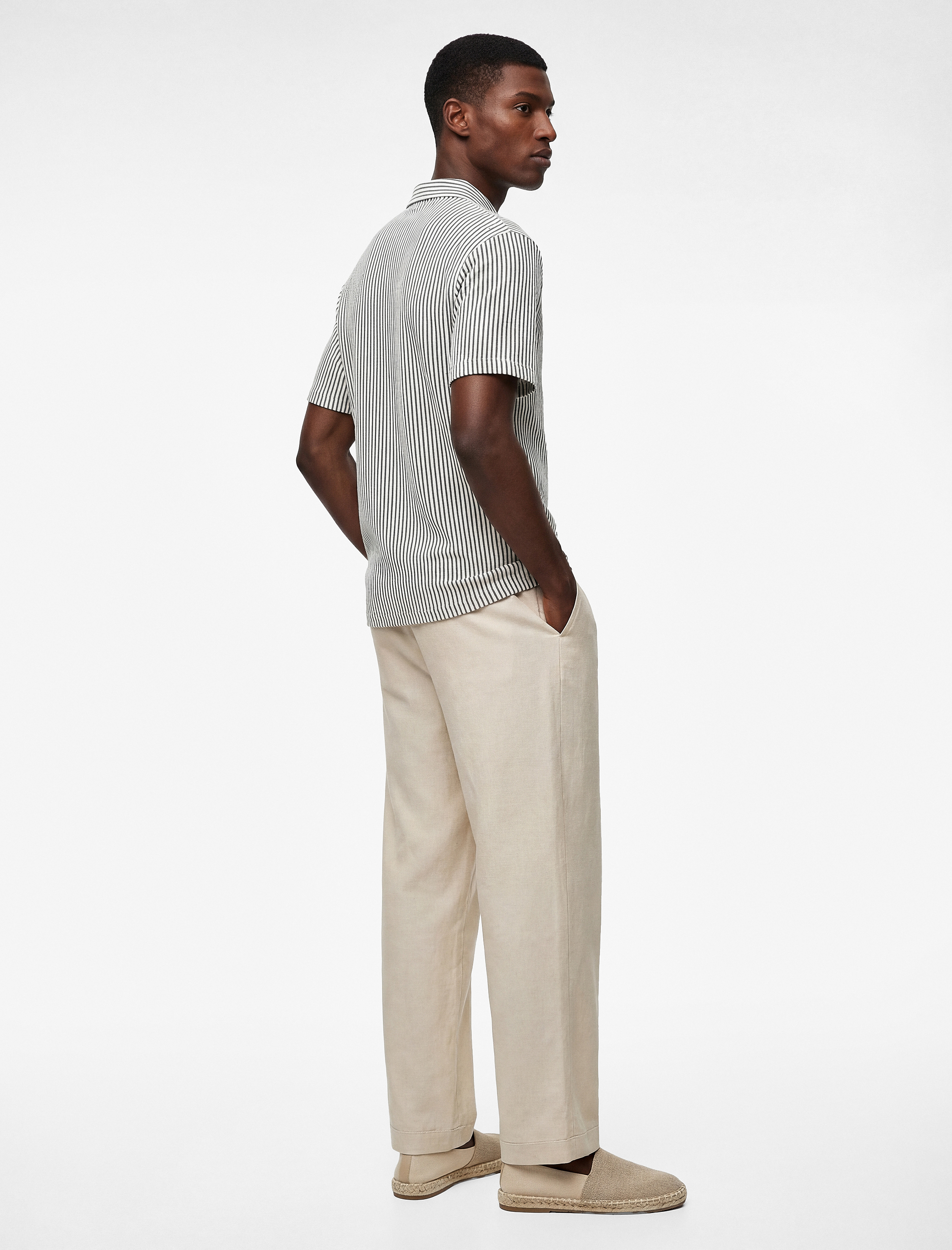   Regular Fit Kısa Kollu Düğmeli Polo Yaka Tişört