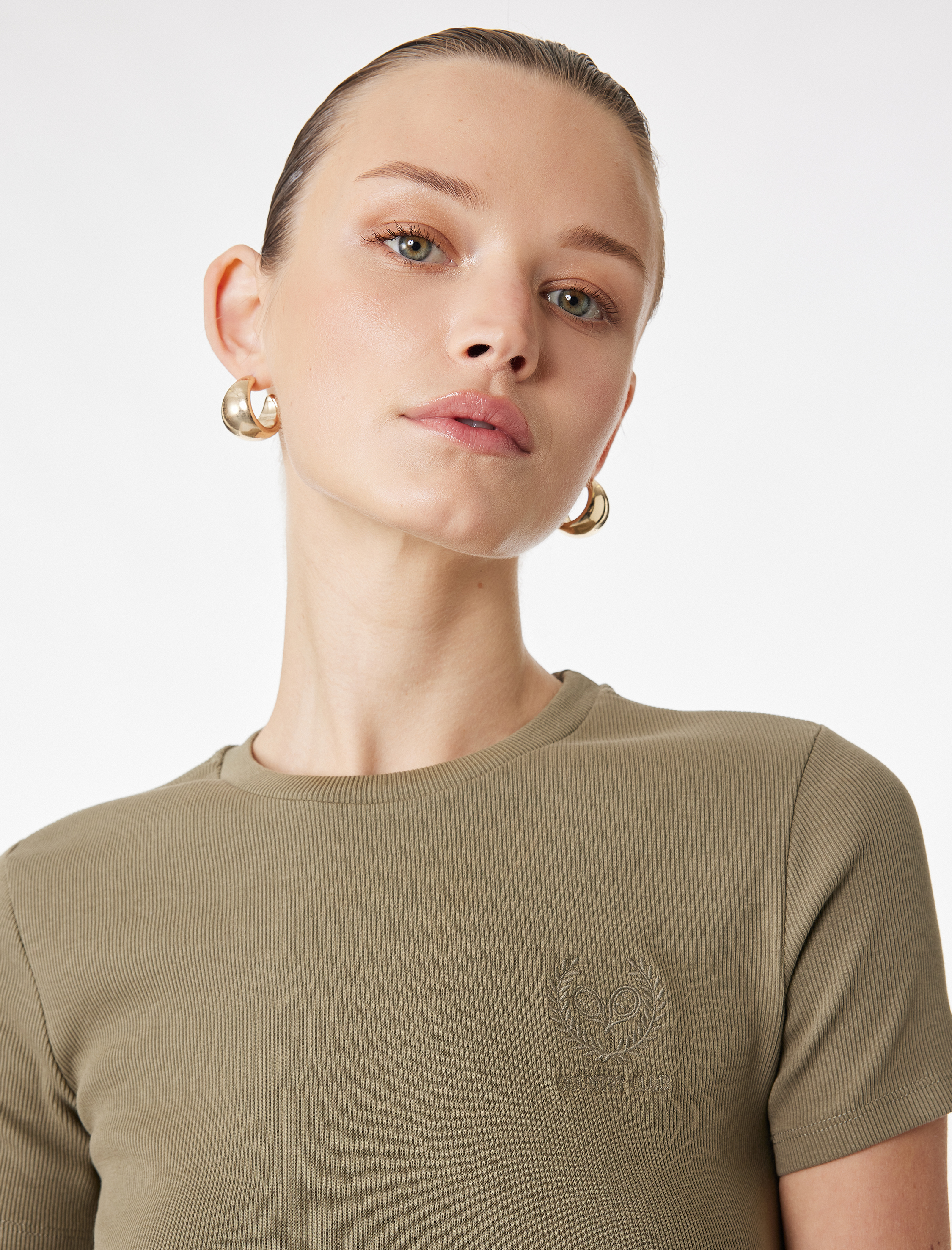   Pamuklu Slim Fit Kısa Kollu Bisiklet Yaka Nakış Detaylı Fitilli Tişört