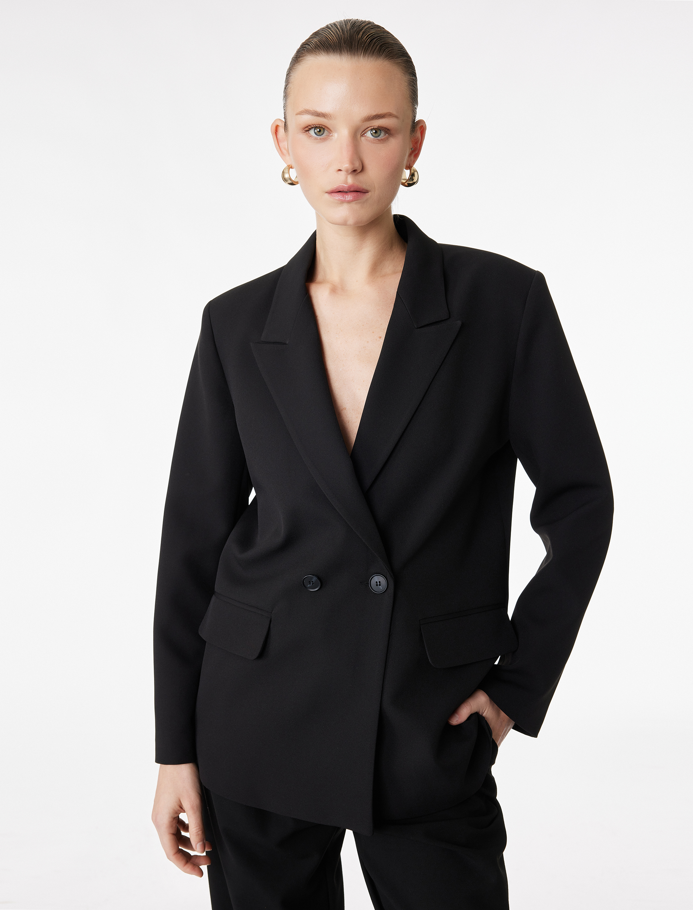   Cep Detaylı Düğmeli Kruvaze Yaka Oversize Blazer Ceket